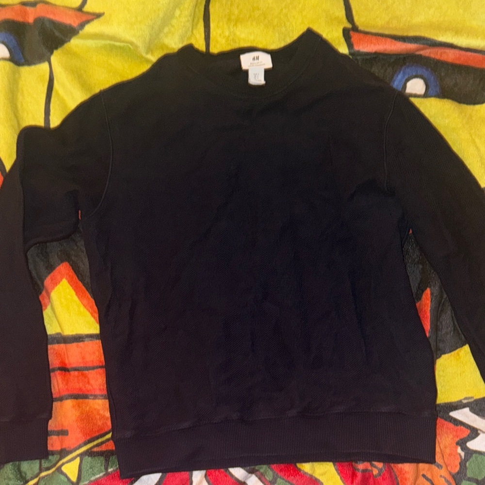 H&M Men's Classic Black Crewneck Sweater